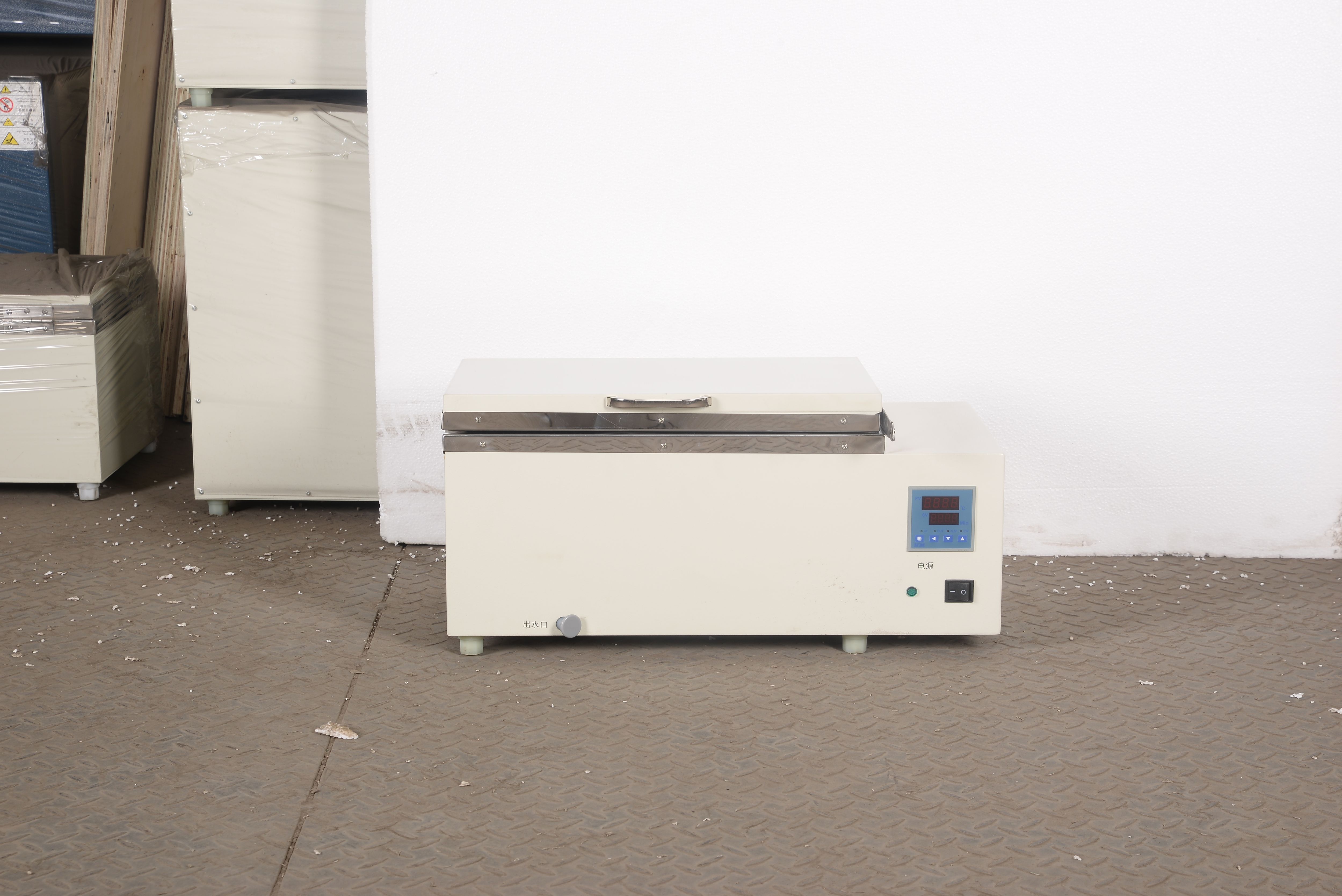 数显电加热恒温水槽 - 山东研赜实验仪器有限公司